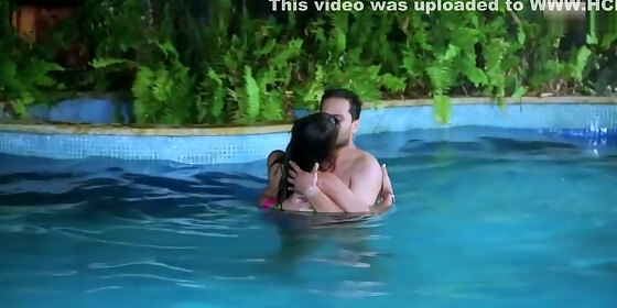 bhabhi ka swiming pull romance ii hot short film